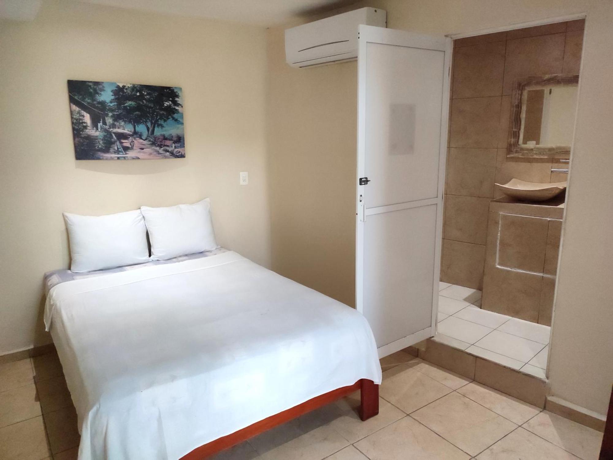Ashly Boulevard Acapulco Extérieur photo